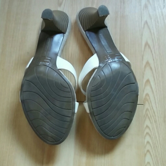 Predictions White Heels - Picture 3 of 4