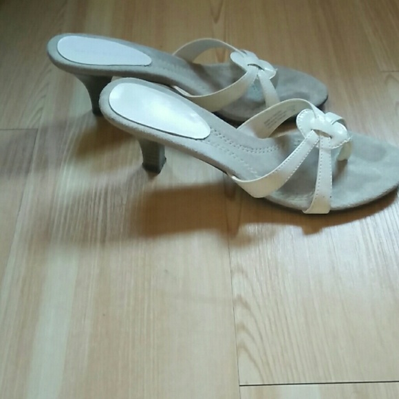 Predictions White Heels - Picture 4 of 4