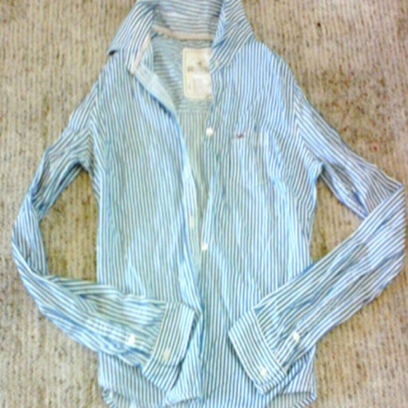 Hollister button up - Picture 3 of 3