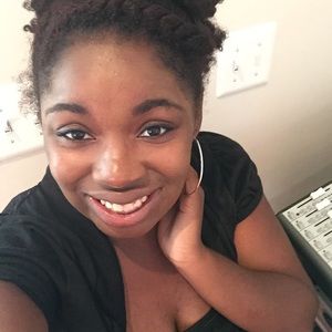 Meet your Posher, Chervita