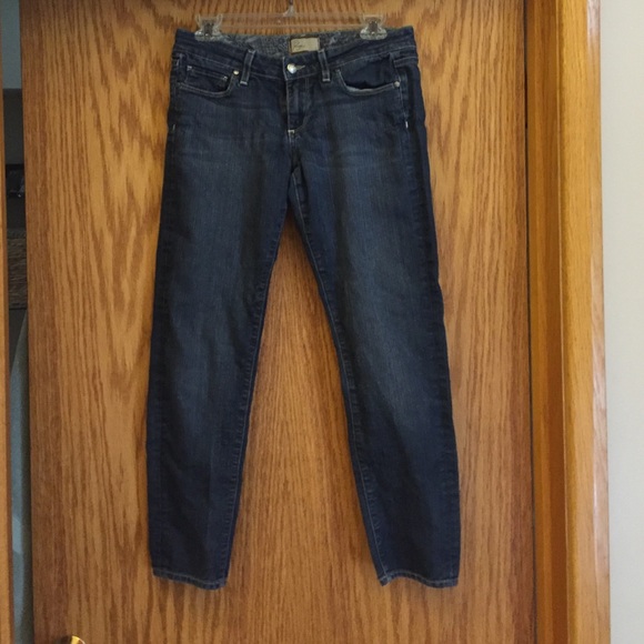 Paige Capri jeans dark wash.  Style is Roxie Crop