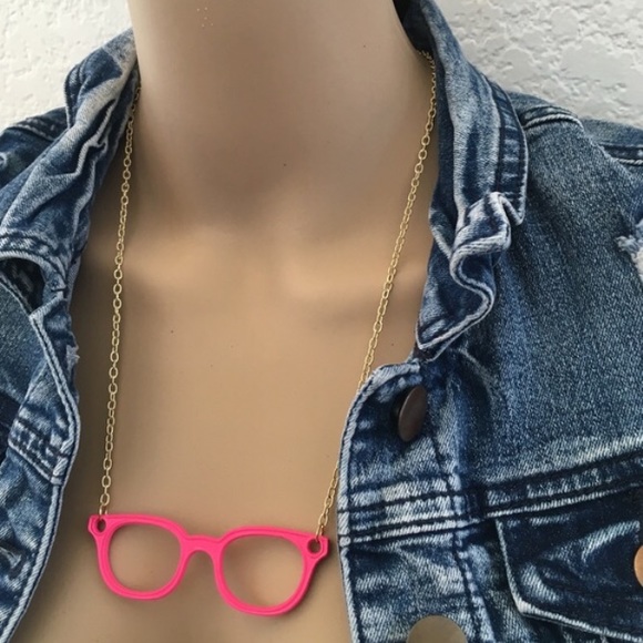 Jewelry - ‼️ Sexy Nerd Glasses necklace