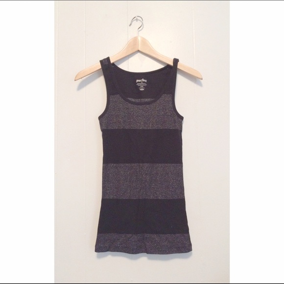 Old navy black subtle shimmer perfect tank~