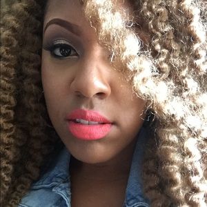 Meet your Posher, Dalisha