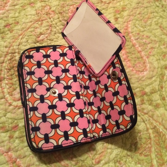 Vera Bradley small wallet - Picture 3 of 3
