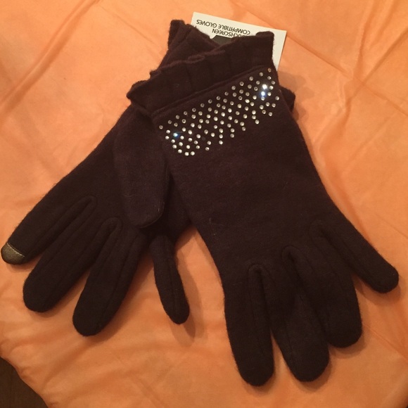 Touchscreen gloves