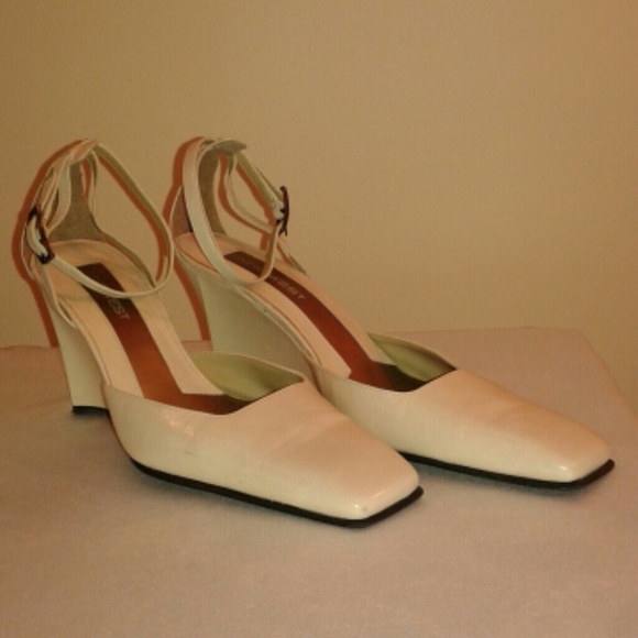 Bone Shoes 3" heel SALE
