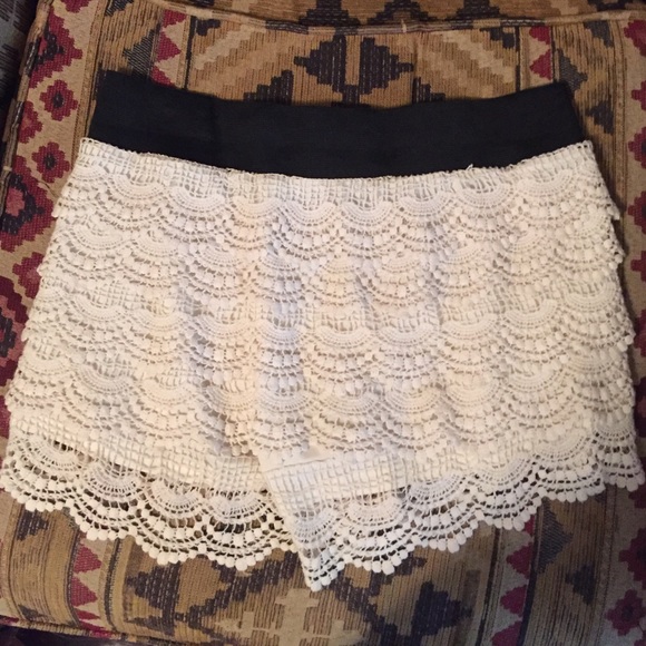 Lace shorts