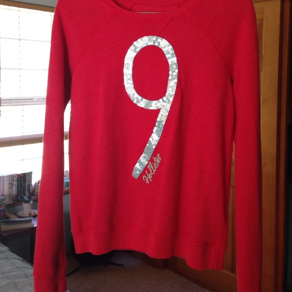 #9 hollister sweater ❤️