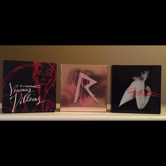 Lot if 3 MAC skinfinishes