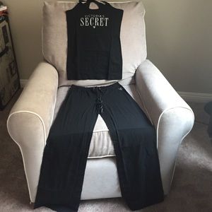 VS light weight sleep wear