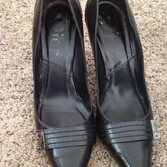 Dior black pumps