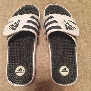 Adida slides