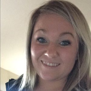 Meet your Posher, Alissa