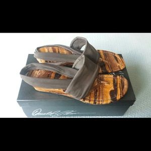 Donald J Pliner sandals