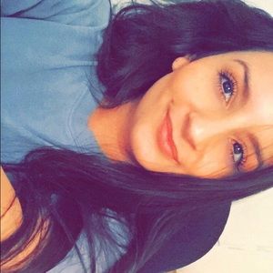 Meet your Posher, Sandra