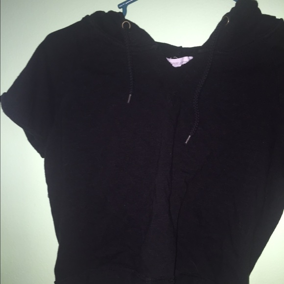 BLack CROP top sweatshirt! great condition