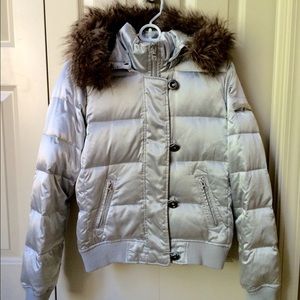 GAP puffer bomber coat w. faux fur lined hood.