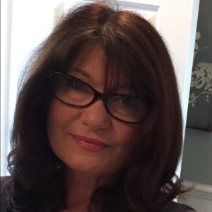 Meet your Posher, Catherine