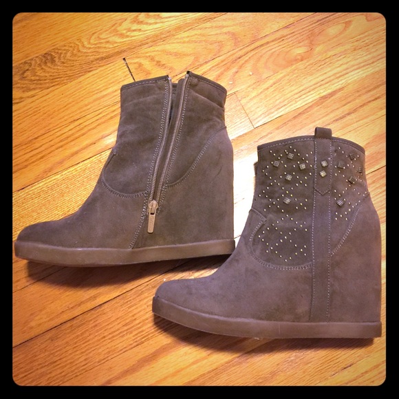 Wanted booties