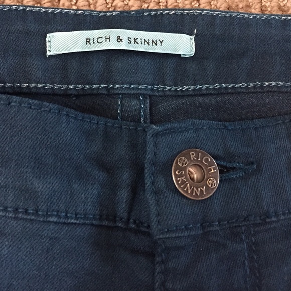 Rich and skinny -blue jeans