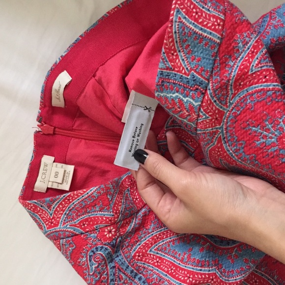 SOLD*****J. Crew NO. 2 PENCIL SKIRT IN RAJ PAISLEY - Picture 3 of 3