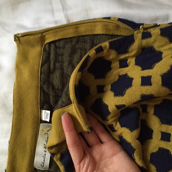 SOLD***Anthropologie navy and mustard yellow skirt - Picture 4 of 4