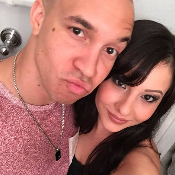 Meet your Posher, Keyshla - Picture 1 of 1