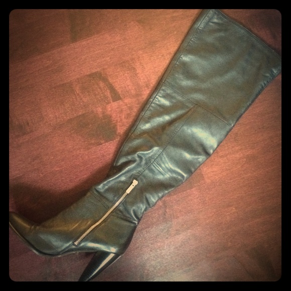 Tight High Sexy AF BCBG Leather boots