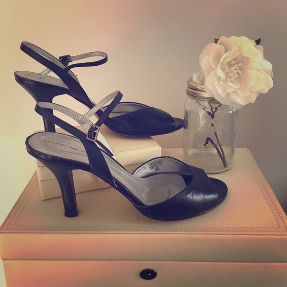 Bandolino black heels