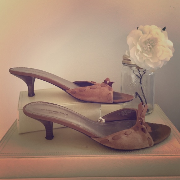 Isaac Mizrahi Kitten Heels