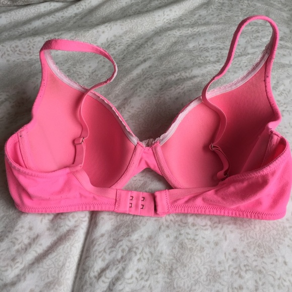 Victoria's Secret Intimates & Sleepwear - Victoria's Secret body by Victoria secret. 34C Victoria's Secret Intimates & Sleepwear - Victoria's Secret body by Victoria secret. 34C