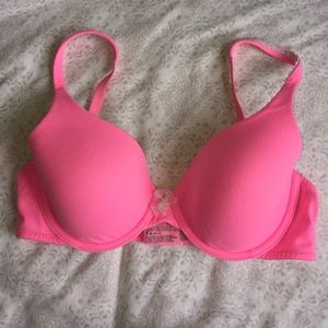 Victoria's Secret Intimates & Sleepwear - Victoria's Secret body by Victoria secret. 34C Victoria's Secret Intimates & Sleepwear - Victoria's Secret body by Victoria secret. 34C