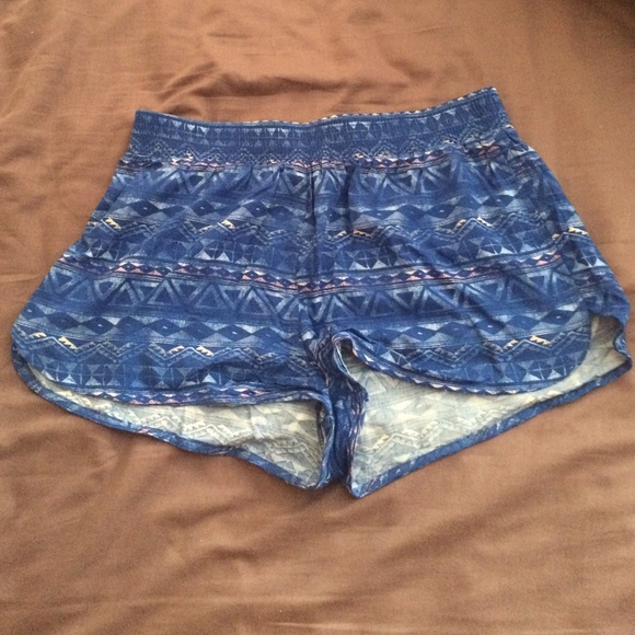 Tribal shorts