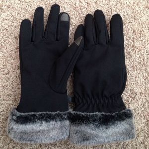 Winter gloves made by Head