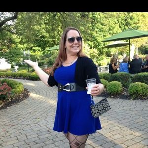 Meet your Posher, Cassandra