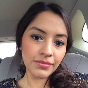 Meet your Posher, Araceli