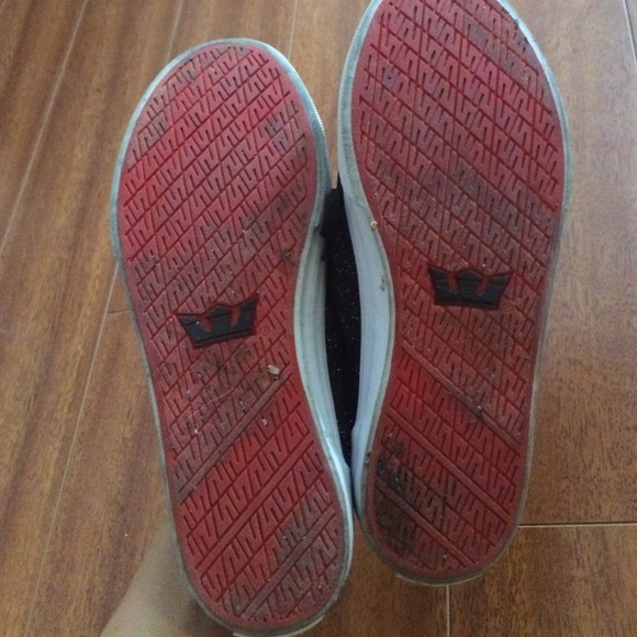 Sparkly supras - Picture 4 of 4