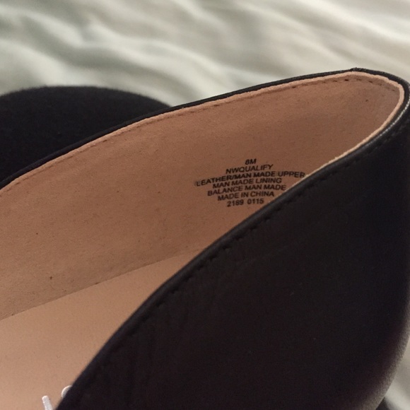 New size 8 Nine West leather open toe flats - Picture 3 of 4