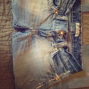 Day Trip Jeans. The buckle. Size 28 w 31.5 inseam