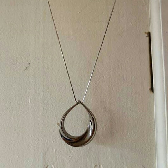 Silver tear shaped pendant necklace