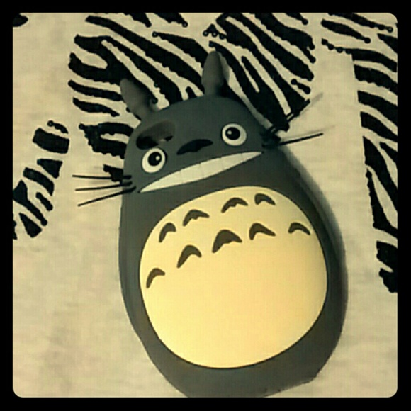Accessories - !SALE! Lowest!! Price firm! Totoro phone case NWOT