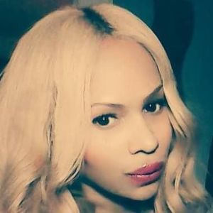 Meet your Posher, Marcia