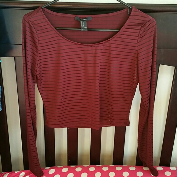 Long sleeve crop top