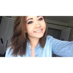 Meet your Posher, Danielle