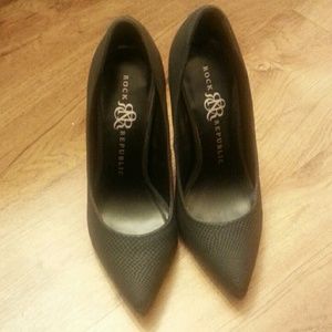 Black Snakeskin Rock & Republic heels