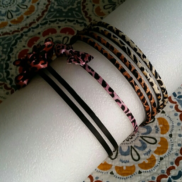 BOGO 4 Headbands in Animal Print - Picture 3 of 4