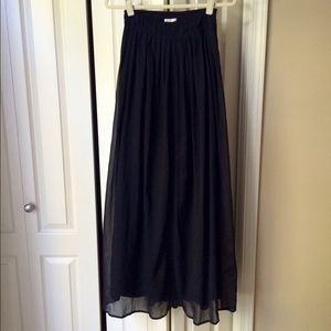 Staring at Stars double layer full maxi skirt.