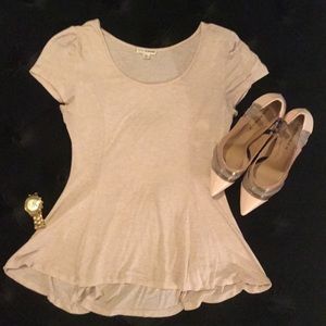 Short sleeve flair shirt