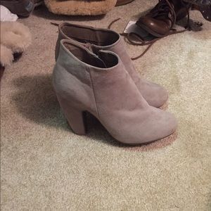 very cute ankle boots.
